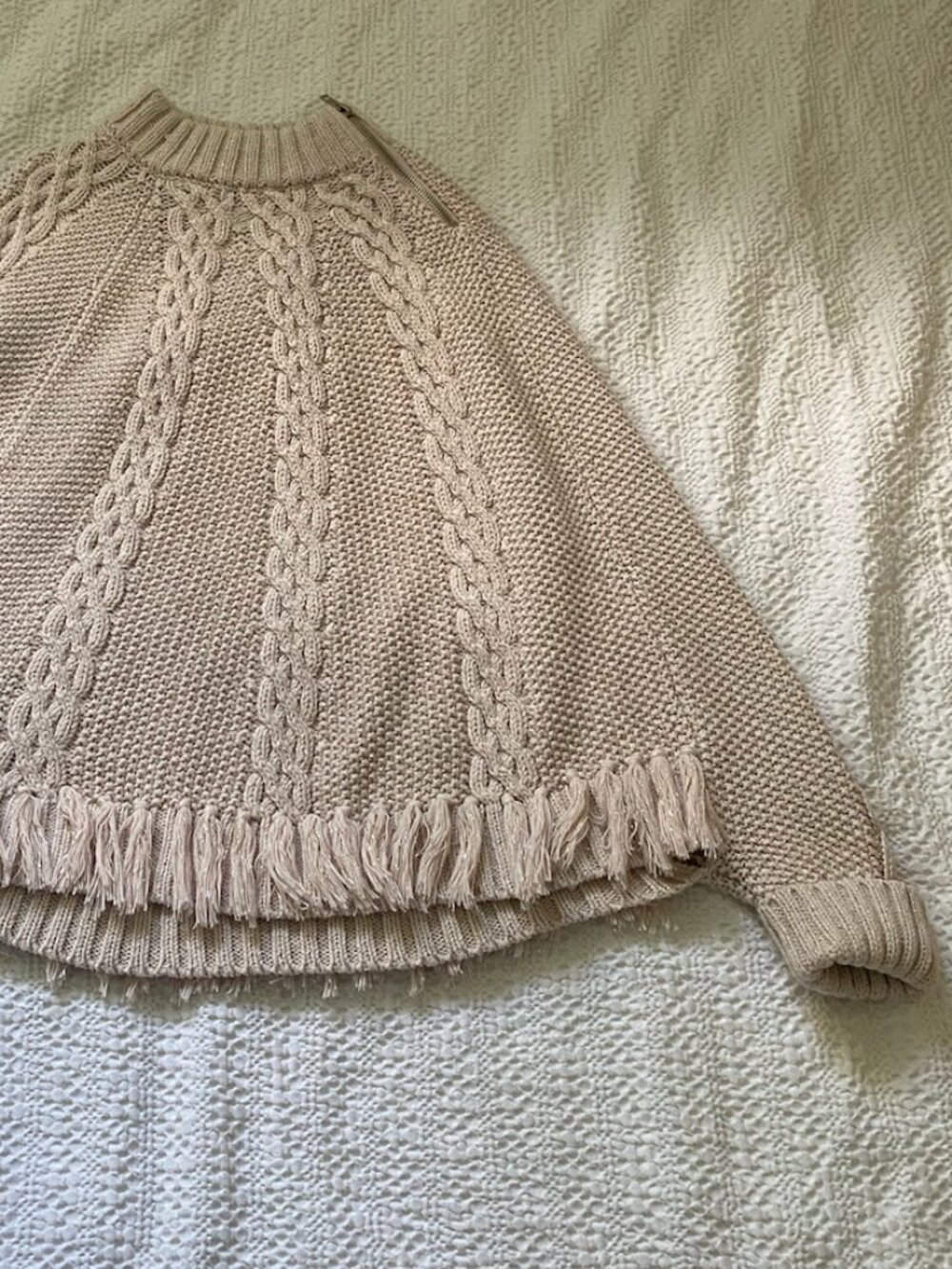Lulurain Cable Knit Fringe Poncho Sweater Beige Gold Shimmer - Size 7-8Y